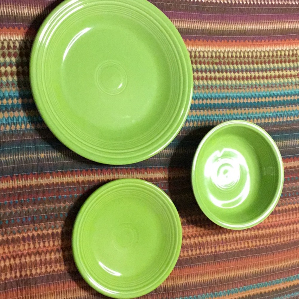 Reserved for Deb #2 Fiesta ware 3 Piece Place Setting in Chartreuse